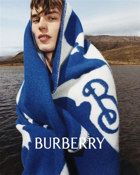 burberry winter 23|burberry knight blue 2023.